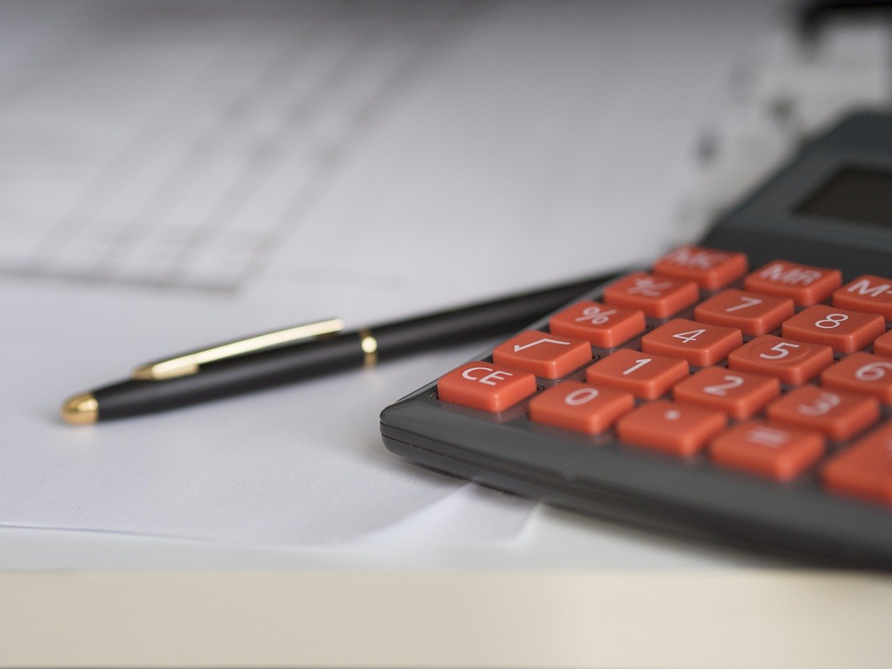 business-861325_1280 How much is car insurance in the UK?